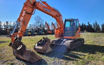 PELLE SUR CHENILLES DOOSAN type DX140LCR-3